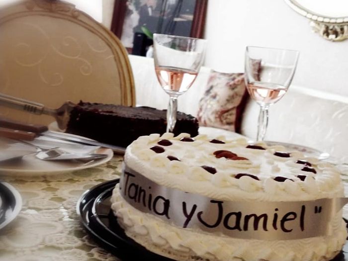 pastel y brindis