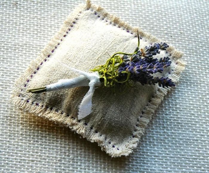 boutonniere lavanda 3