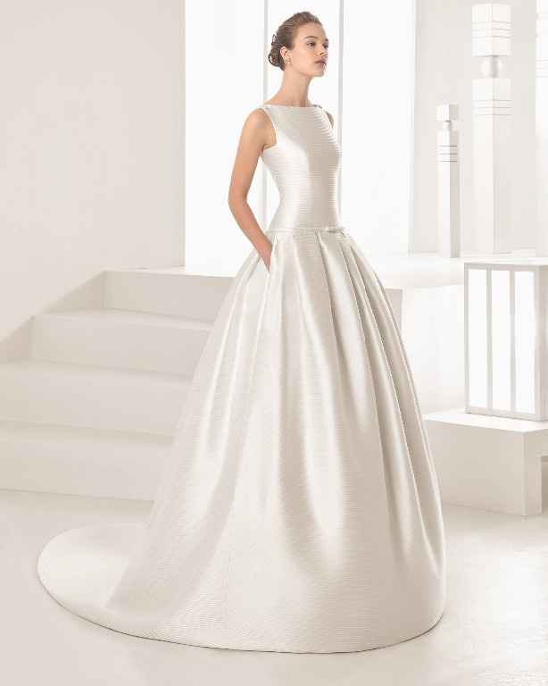 Vestido de novia minimalista 34