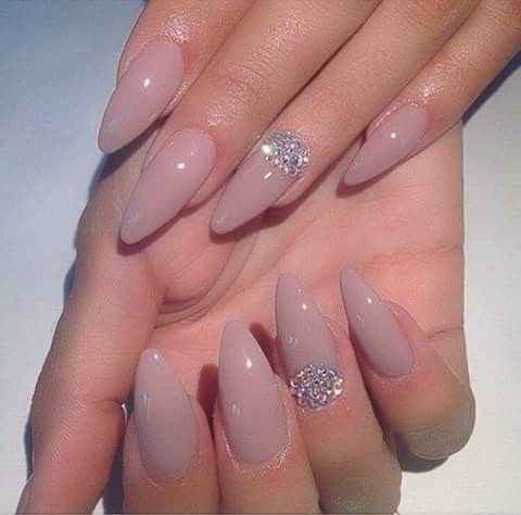 Uñas tono nude 22