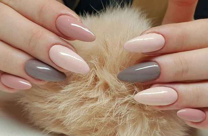 Uñas tono nude 28