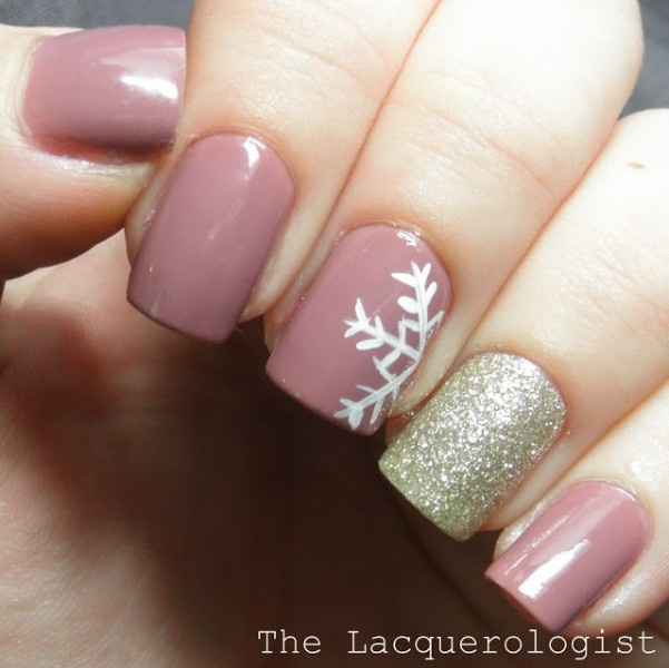 Uñas tono nude 57
