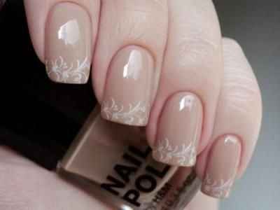 Uñas tono nude 59