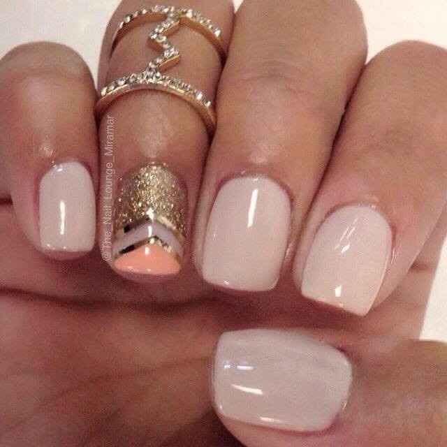 Uñas tono nude 69