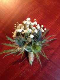 boutonniere baby's breath 3