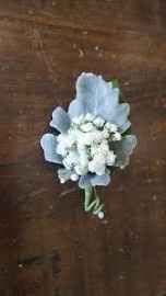 boutonniere baby's breath 5