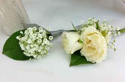 boutonniere baby's breath 9