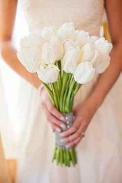 Ramo de novia con tulipanes - 23