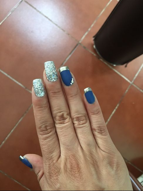 Uñas para el día b - 1