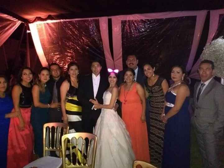 la familia y novios