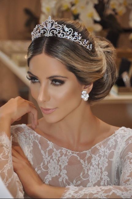 Peinado con tiara 👸 23