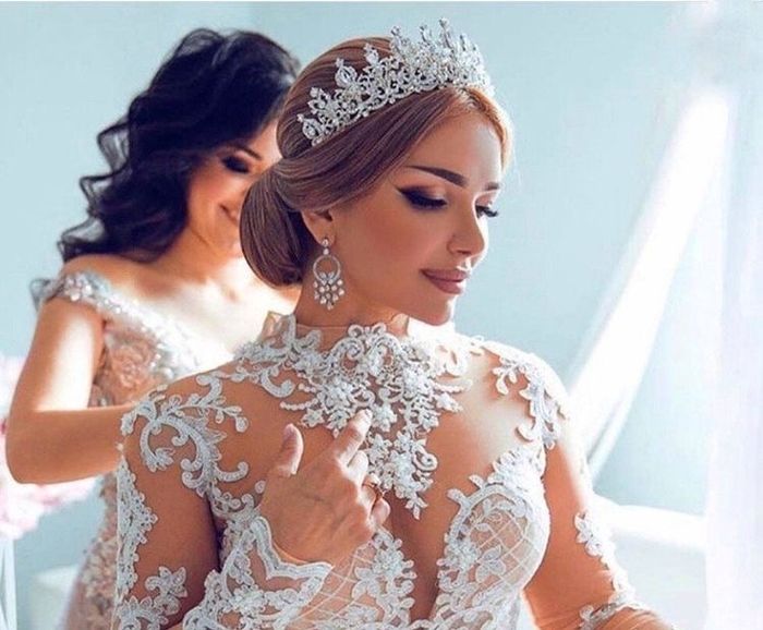 Peinado con tiara 👸 29