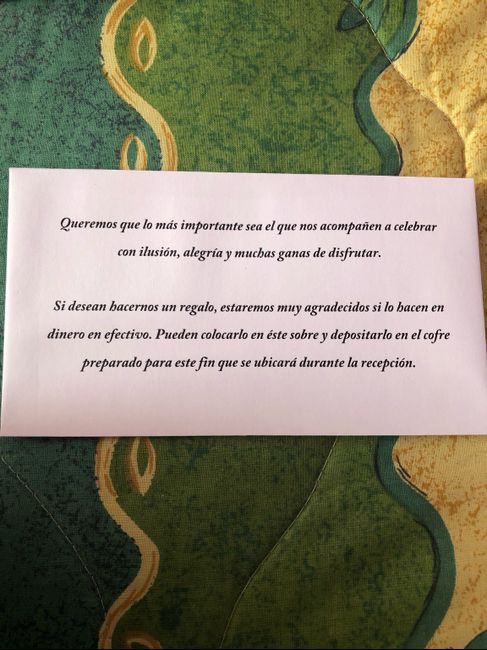 Mesa de regalos 1