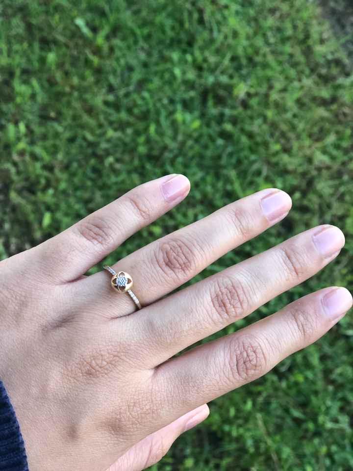 Mi anillo en un día cotidiano (mientras manejo 💍🚙) - 1