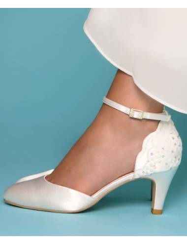 El novio es casi del tamaño de la novia!!! Que zapatillas usar? - 1