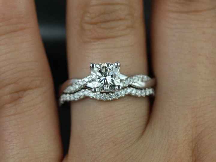 Anillo ¿encanto o desencanto? - 1