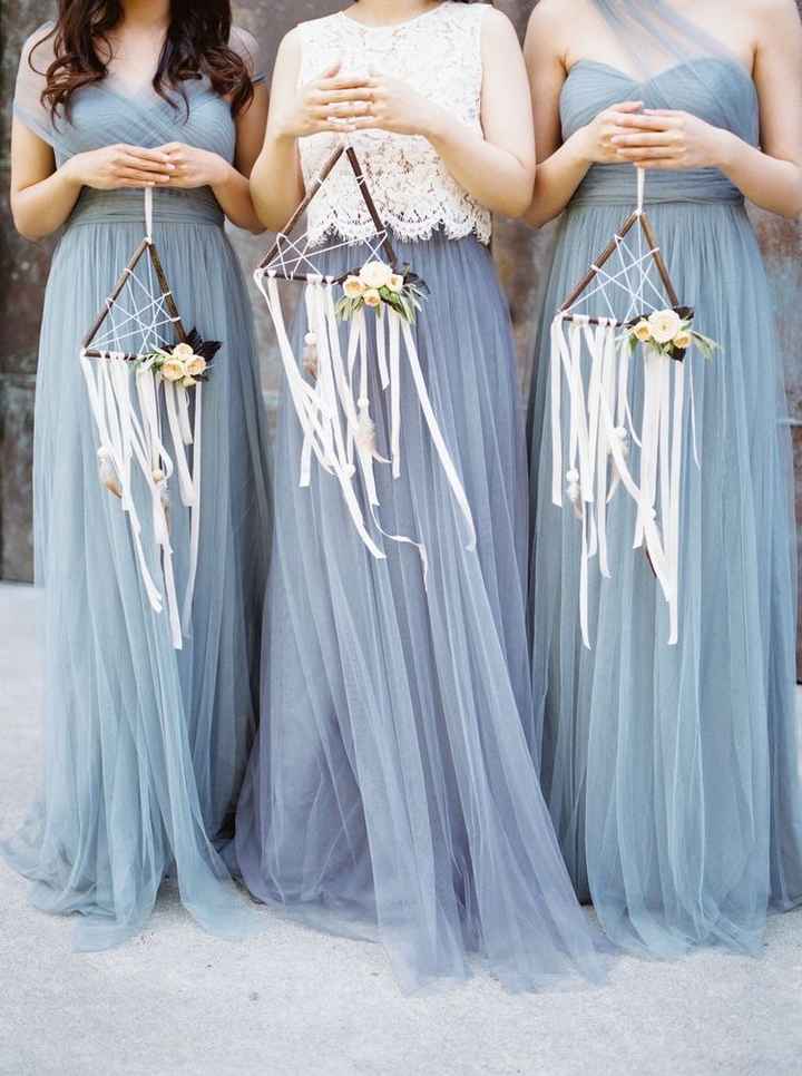 Ayuda con damas de honor - 4