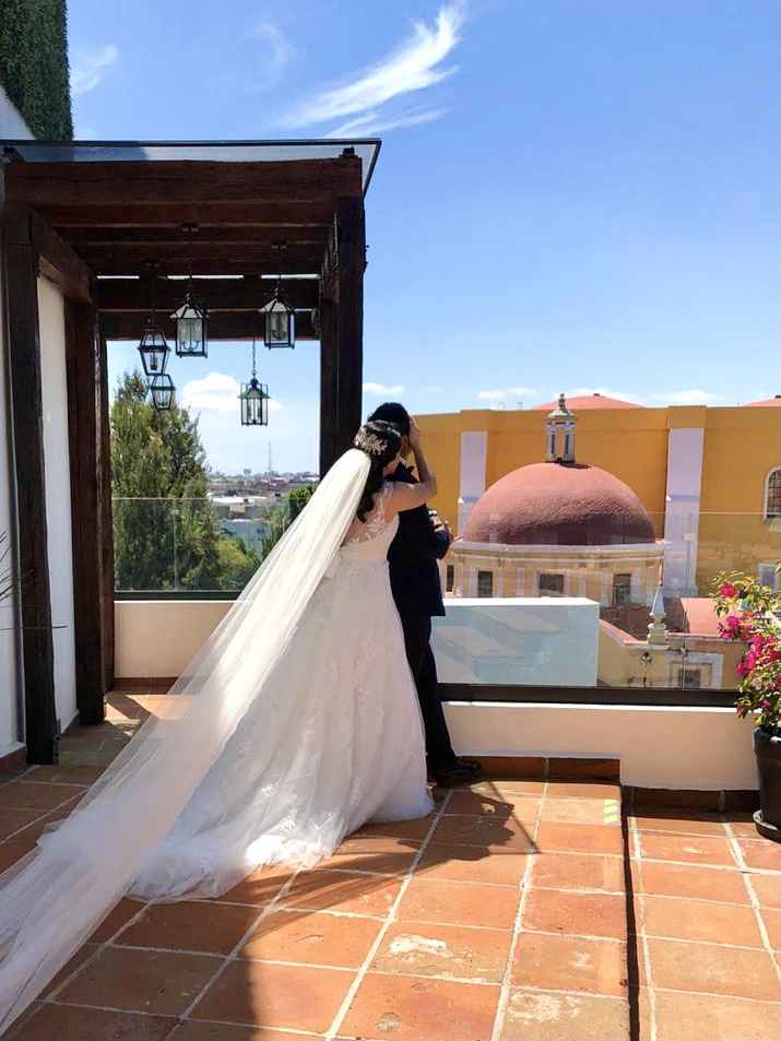 Brides Compartan Sus Fotos Favoritas De Nuestra Boda 👰🏻🤵🏻 - 1