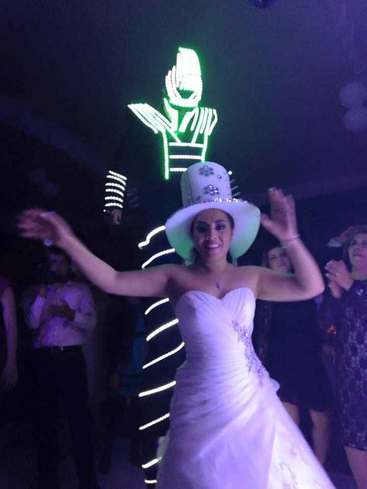 Una pequeña muestra de mi gran día - 15