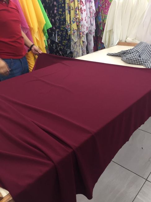 aquí esperabamos que nos cortaran la tela jaja