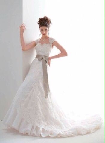 Chicas compartan su vestido de novia - 1