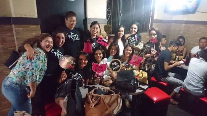 amigas, suegra, cuñadas