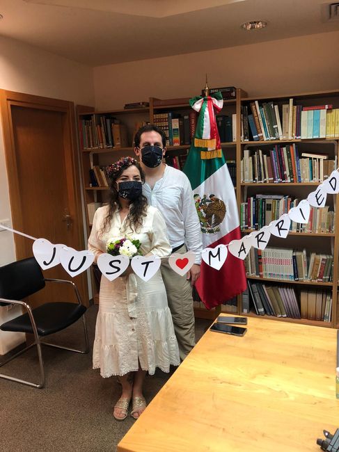 Dato curioso : Sabian que si ambos son mexicanos, se pueden casar por el civil a traves de las embajadas Mexicanas? 1