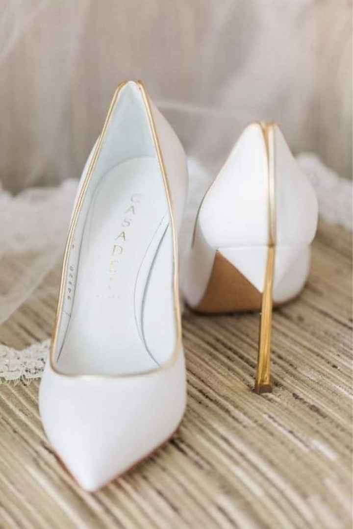 Zapatos en color blanco - 1