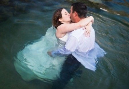 Fotografía de boda rock the frock o trash the dress