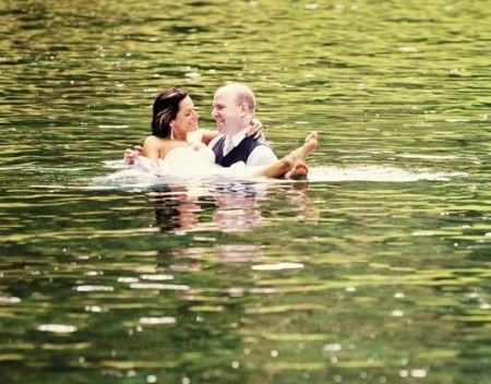 Fotografía de boda rock the frock o trash the dress