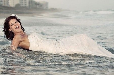 Fotografía de boda rock the frock o trash the dress