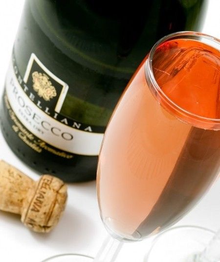 12 recetas de cocteles con champán para el brindis de la boda