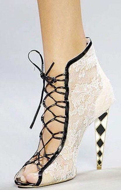 Tips para elegir los zapatos de novia