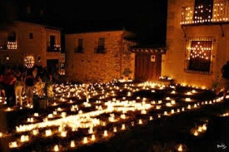 Iglesia con velas