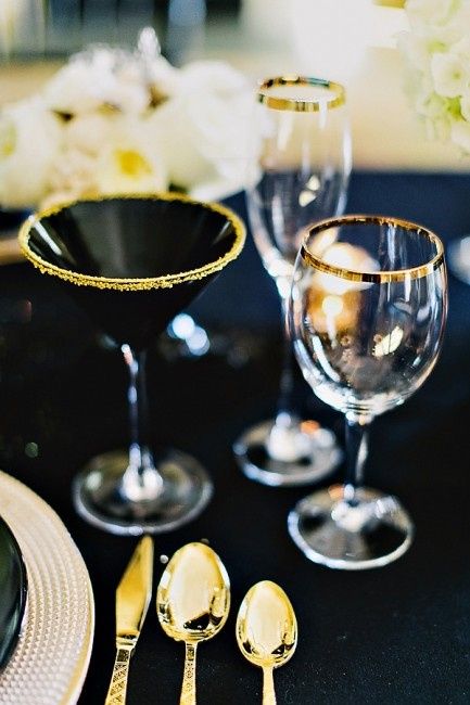 Inspiración para una boda de color Negro y Dorado