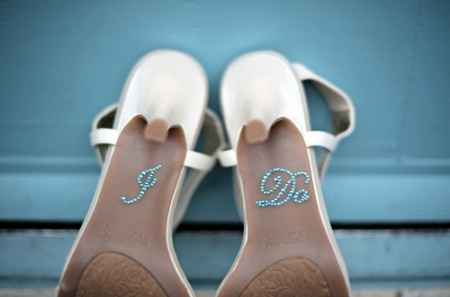 DIY: Letras para los zapatos de los Novios15