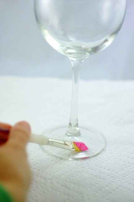 DIY: Como personalizar copas3
