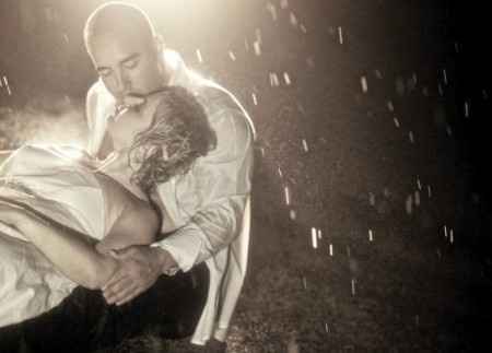 Fotografía de boda rock the frock o trash the dress