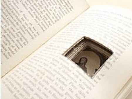 DIY: Porta Alianzas de Libro