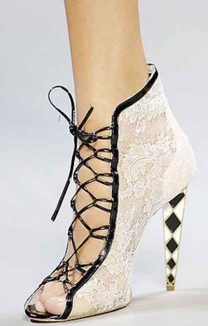 Tips para elegir los zapatos de novia