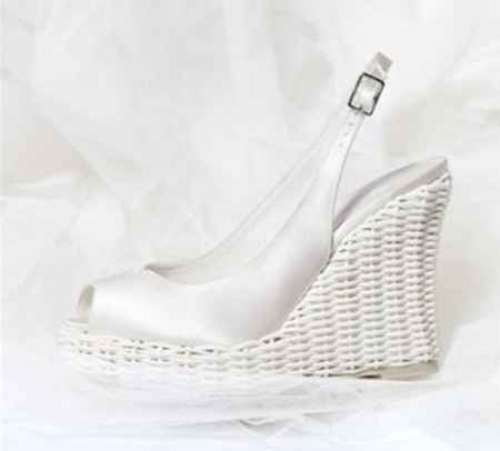 Tips para elegir los zapatos de novia