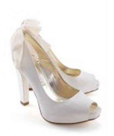 Tips para elegir los zapatos de novia