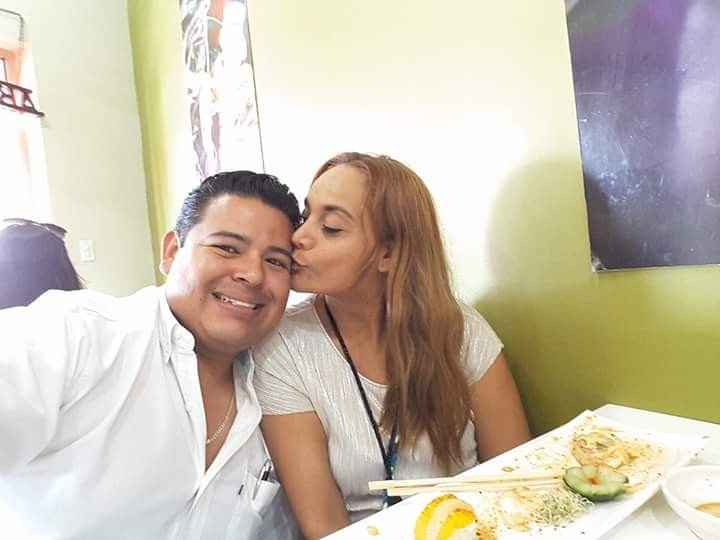 Una foto con tu prometid@ solo porque si - 1