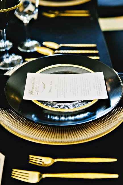 Inspiración para una boda de color Negro y Dorado