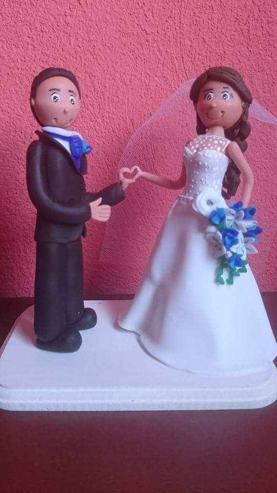 Avances...mi topper de pastel - 3