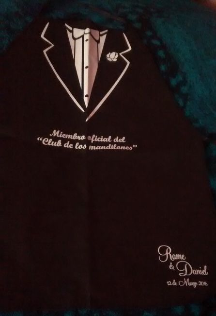 mandil groom