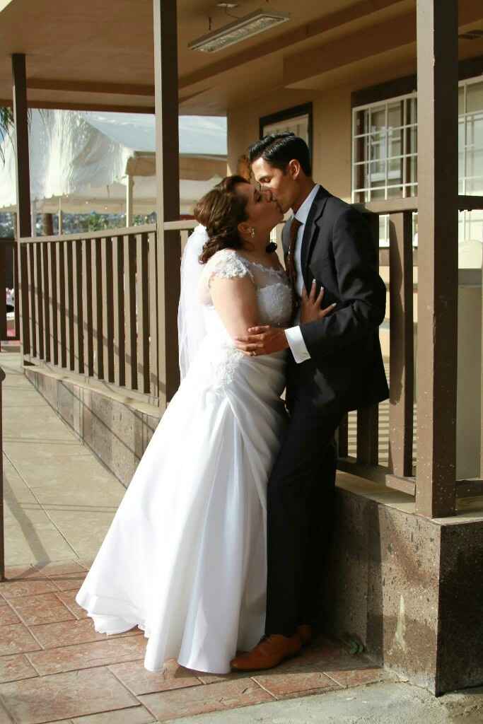 Chicas compartan su vestido de novia - 3