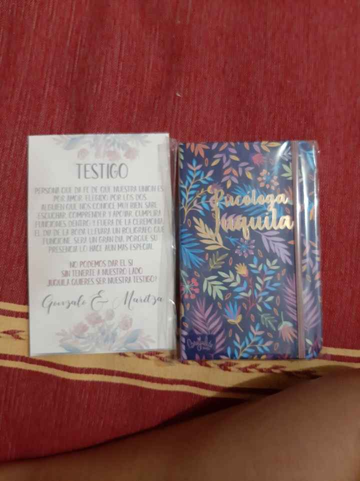 Regalo para nuestras testigos - 1