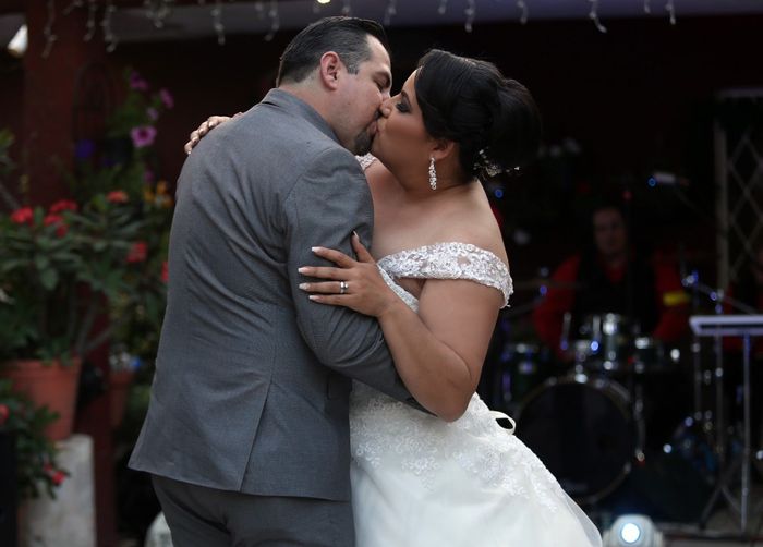 besos y más besos!!! 