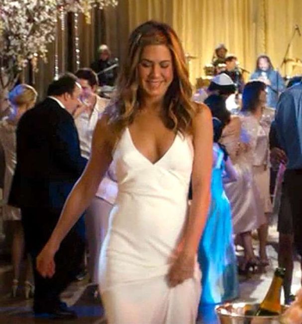 Mira todos los vestidos de novia que Jennifer Aniston usó (+ Fotos) 4